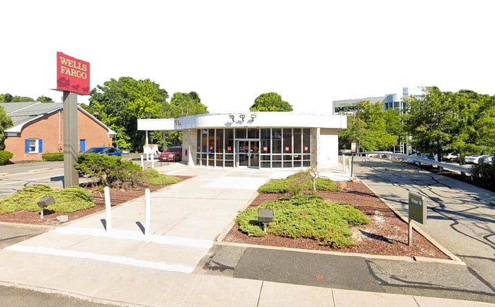Pictures of Office property located at 36 Middlesex Ave, Metuchen, NJ 08840 for lease - image #1