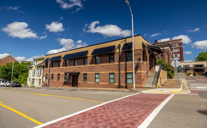 Pictures of Retail, Restaurant, Office property located at 100 N Court St, Maryville, TN 37804 for lease - image #1