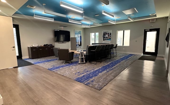 Pictures of Retail, Office property located at 6855 Communications Pkwy, Plano, TX 75024 for lease - image #1