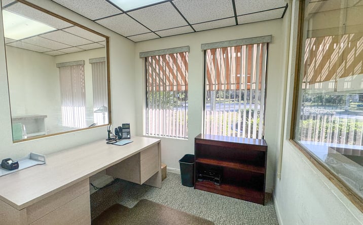 Pictures of Office property located at 301 Indigo Dr, Daytona Beach, FL 32114 for lease - image #1