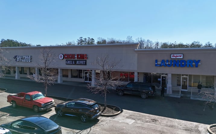 Pictures of Retail, Restaurant property located at 2128 Jackson Ave W, Oxford, MS 38655 for lease - image #1