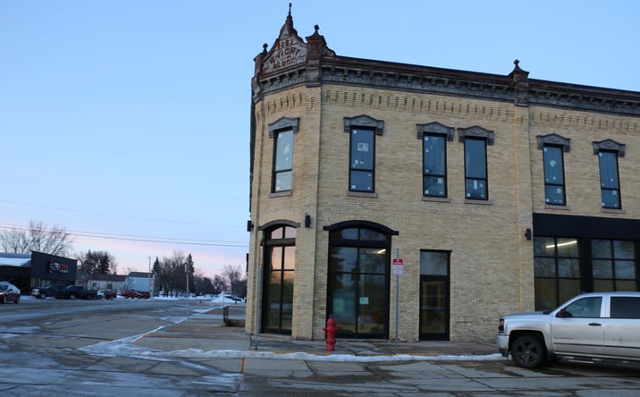 Pictures of Retail, Office property located at 610 Front St, Casselton, ND 58012 for lease - image #1