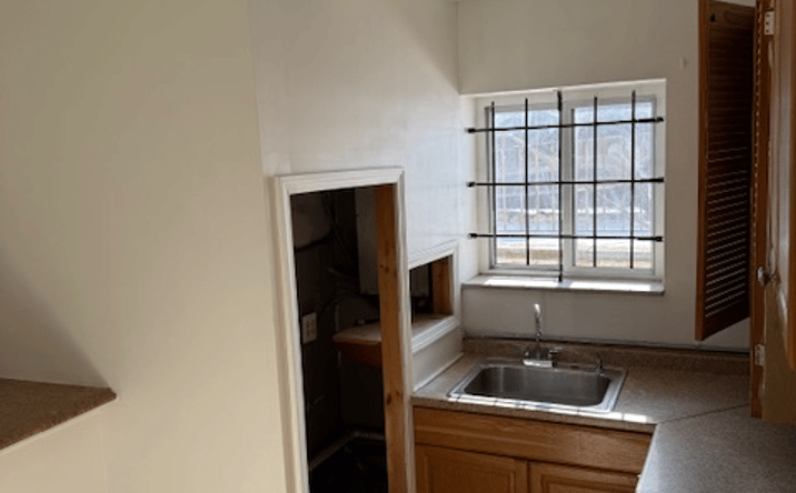 Pictures of Office property located at 520 E 12 Mile Rd, Madison Heights, MI 48071 for lease - image #1