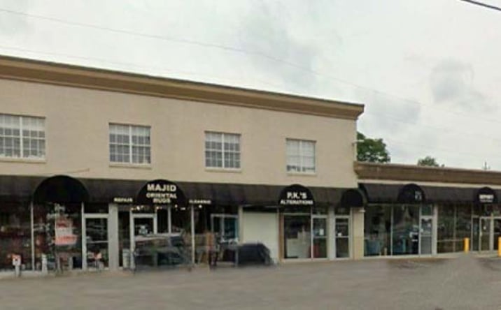 Pictures of Retail property located at 4721-4731 Poplar Ave, Memphis, TN 38105 for lease - image #1