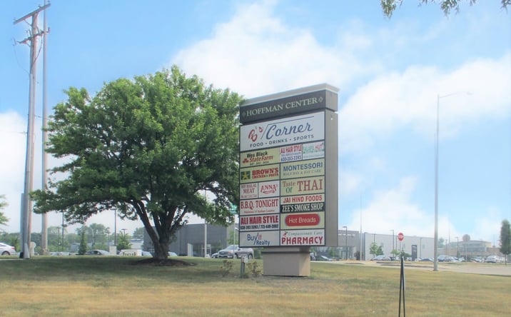 Pictures of Retail property located at 1015 W GOLF Road, Hoffman Estates, IL 60169 for lease - image #1