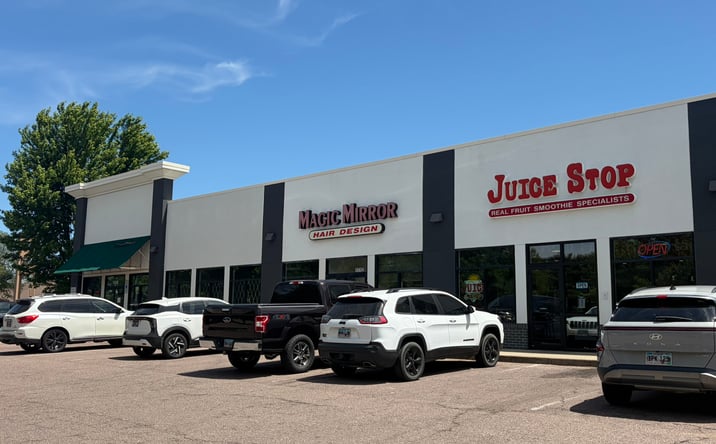 Pictures of Retail, Office property located at 1710 S Marion Rd, Sioux Falls, SD 57106 for lease - image #1