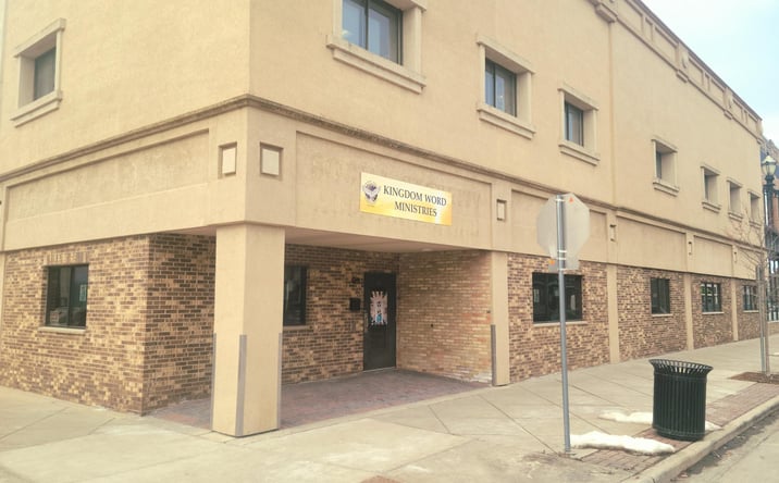 Pictures of Retail, Office, Restaurant property located at 5624 6th Ave, Kenosha, WI 53140 for lease - image #1