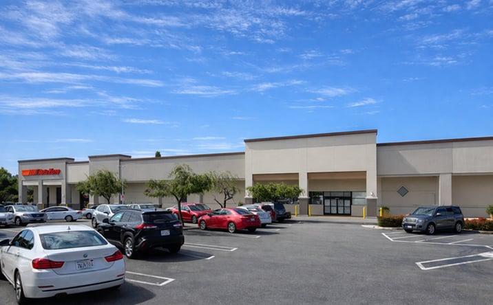 Pictures of Retail property located at 139 N. Grand Avenue, Covina, CA 91724 for lease - image #1