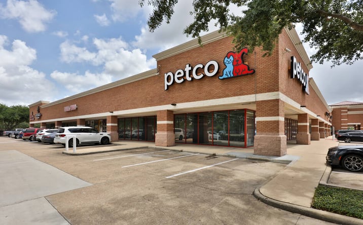 Pictures of Retail property located at 11601-11799 S. Sam Houston Parkway E., Houston, TX 77089 for lease - image #1