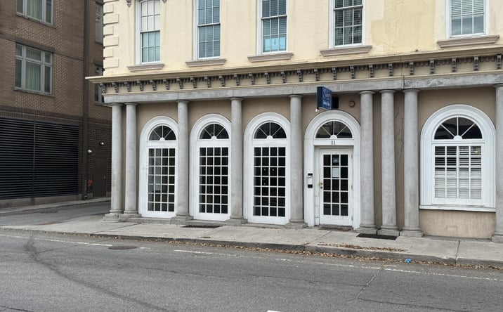Pictures of Retail property located at 11 Whitaker St, Savannah, GA 31401 for lease - image #1