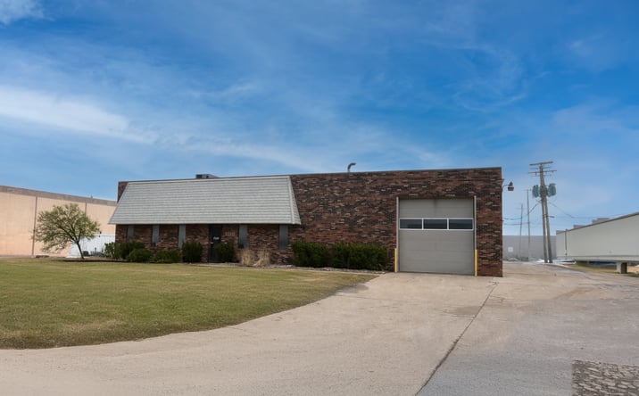 Pictures of Industrial property located at 34150-34154 Riviera Dr, Fraser, MI 48026 for lease - image #1
