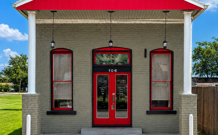 Pictures of Retail, Office, Special Purpose property located at 106 East St, Hutto, TX 78634 for lease - image #1