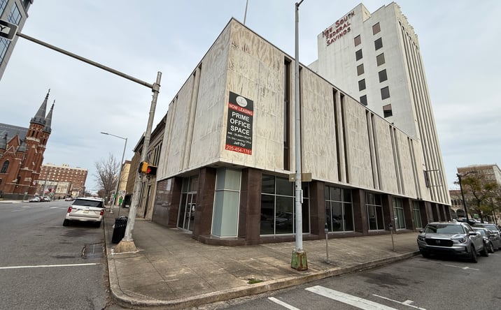 Pictures of Retail property located at 215 Richard Arrington Jr Blvd N, Birmingham, AL 35203 for lease - image #1