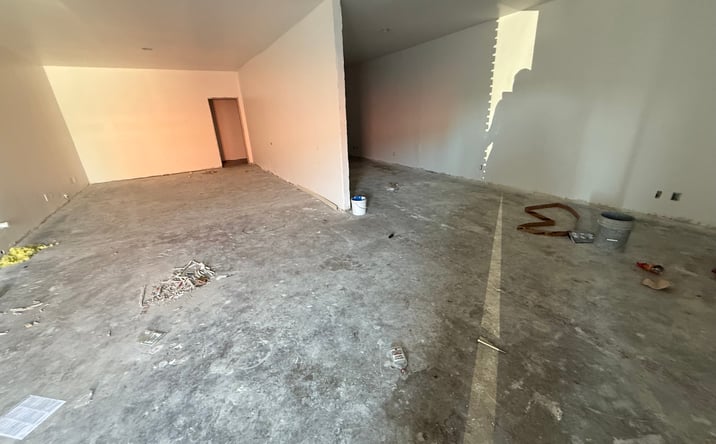 Pictures of Retail property located at 12925 Saticoy St, Los Angeles, CA 91605 for lease - image #1
