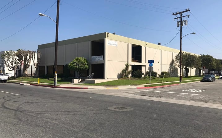 Pictures of Industrial property located at 13936 S Broadway, Los Angeles, CA 90061 for lease - image #1