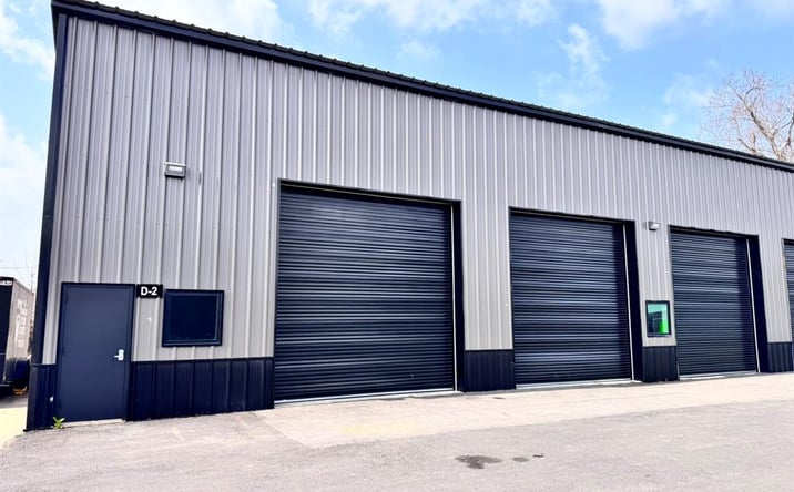 Pictures of Industrial property located at 1010 Contractors Circle D-2, Bossier City, LA 71111 for lease - image #1