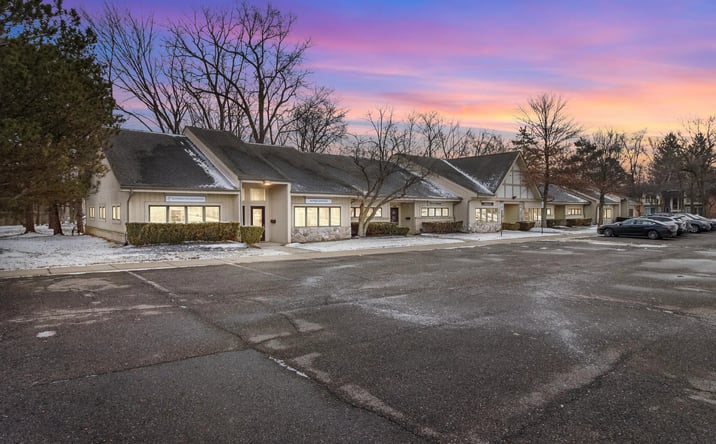 Pictures of Office, Industrial property located at 21894-21898 Farmington Rd, Farmington, MI 48336 for lease - image #1