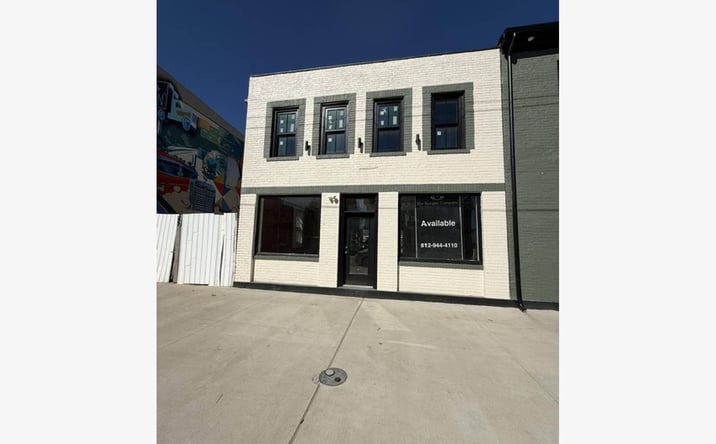 Pictures of Retail, Office property located at 217 E Main St, New Albany, IN 47150 for lease - image #1