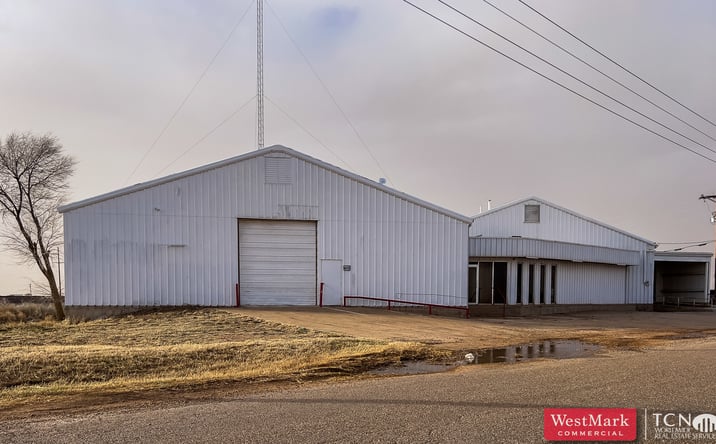 Pictures of Industrial property located at 12208 C R 3100, Slaton, TX 79364 for lease - image #1