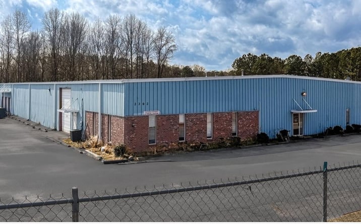Pictures of Industrial property located at 2362 S Pine St, Spartanburg, SC 29302 for lease - image #1