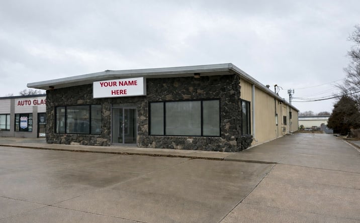 Pictures of Office, Retail property located at 3505 N 48th St, Lincoln, NE 68504 for lease - image #1