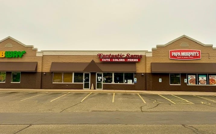 Pictures of Retail, Office, Restaurant property located at 1578 Paulson Rd, River Falls, WI 54022 for lease - image #1