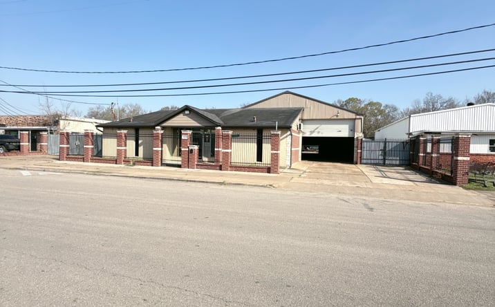 Pictures of Industrial, Special Purpose property located at 4127 Weslow St, Houston, TX 77087 for lease - image #1