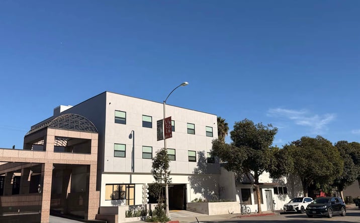Pictures of Retail, Office, Restaurant property located at 1227 Lincoln Blvd, Santa Monica, CA 90401 for lease - image #1