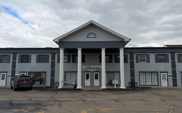 Pictures of Office property located at 398 W Bagley Rd, Berea, OH 44017 for lease - image #1