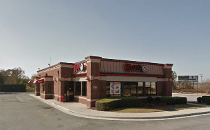 Pictures of Retail property located at 4535 US-70, Kinston, NC 28504 for lease - image #1