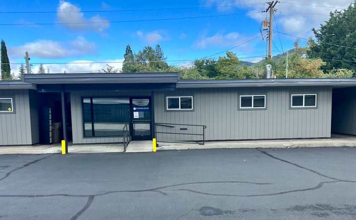 Pictures of Office property located at 1201 NE&nbsp;7th Street, Grants Pass, OR 97526 for lease - image #1