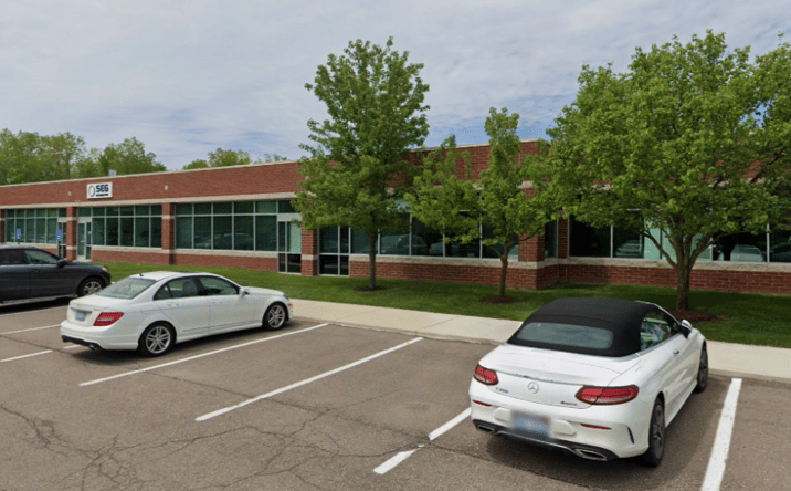 Pictures of Industrial property located at 27275 Haggerty Road, Novi, MI 48377 for lease - image #1