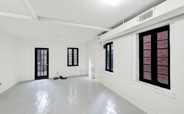 Pictures of Retail property located at 86 South 8th Street, Brooklyn, NY 11211 for lease - image #1