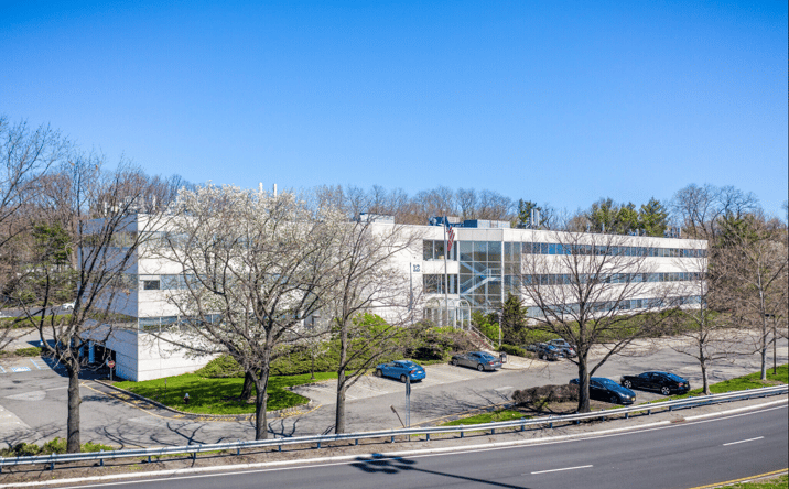 Pictures of Office property located at 12 Route 17N, Paramus, NJ 07652 for lease - image #1