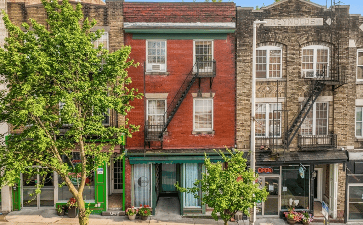 Pictures of Retail property located at 204 Main Street Commercial, Poughkeepsie, NY 12601 for lease - image #1