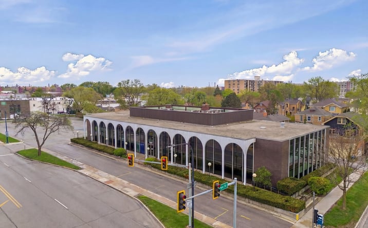 Pictures of Office property located at 7101 N Cicero Avenue 100, Lincolnwood, IL 60712 for lease - image #1