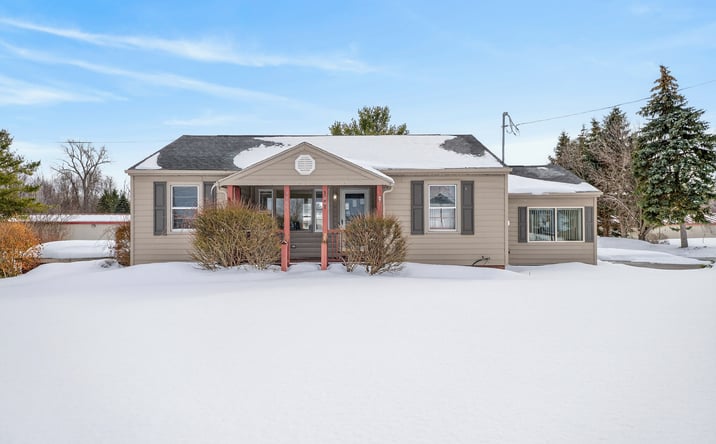 Pictures of Office property located at 3900 NY 104, Williamson, NY 14589 for lease - image #1