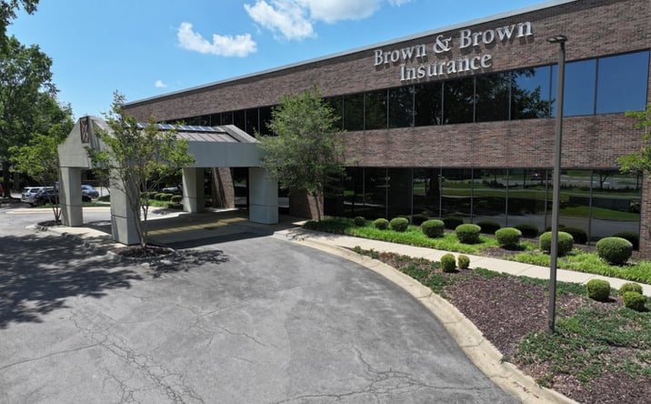 Pictures of Office property located at 2120 Riverfront Dr, Little Rock, AR 72202 for lease - image #1
