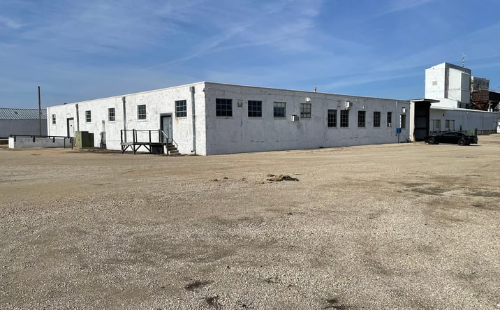 Pictures of Industrial property located at 4177 IL-251, Mendota, IL 61342 for lease - image #1