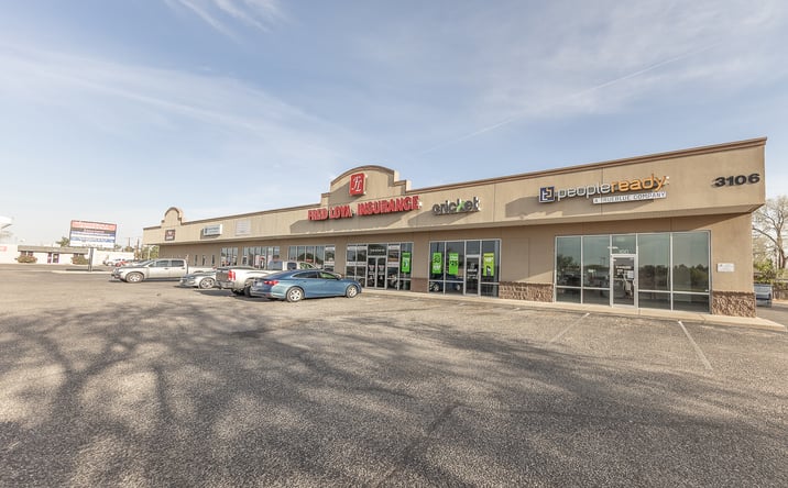 Pictures of Retail property located at 3106 50th Street, Lubbock, TX 79413 for lease - image #1
