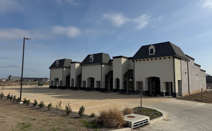 Pictures of Retail, Office, Restaurant property located at 100 Germantown Blvd, Gluckstadt, MS 39110 for lease - image #1