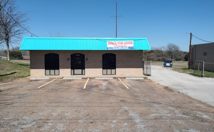 Pictures of Retail, Special Purpose, Industrial property located at 2401 S Market St, Brenham, TX 77833 for lease - image #1