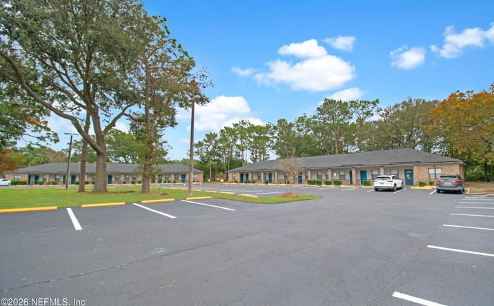 Pictures of Office property located at 550 N BALMORAL Circle 301/302, Jacksonville, FL 32218 for lease - image #1
