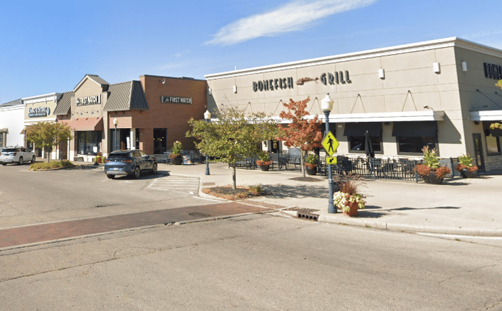 Pictures of Retail, Restaurant property located at 2700 Miamisburg Centerville Rd, Dayton, OH 45459 for lease - image #1