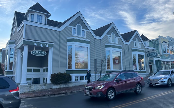 Pictures of Retail property located at 24 Bow St, Freeport, ME 04032 for lease - image #1