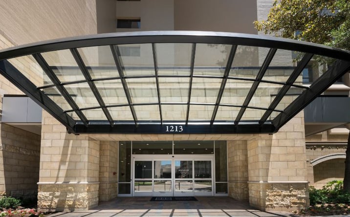 Pictures of Office property located at 1213 Hermann Dr, Houston, TX 77004 for lease - image #1