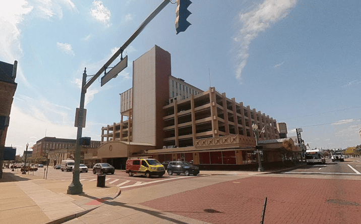 Pictures of Office, Retail property located at 121 Cleveland Ave SW, Canton, OH 44702 for lease - image #1