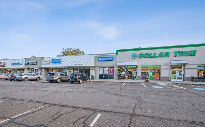 Pictures of Retail property located at 215 US-22, Green Brook Township, NJ 08812 for lease - image #1