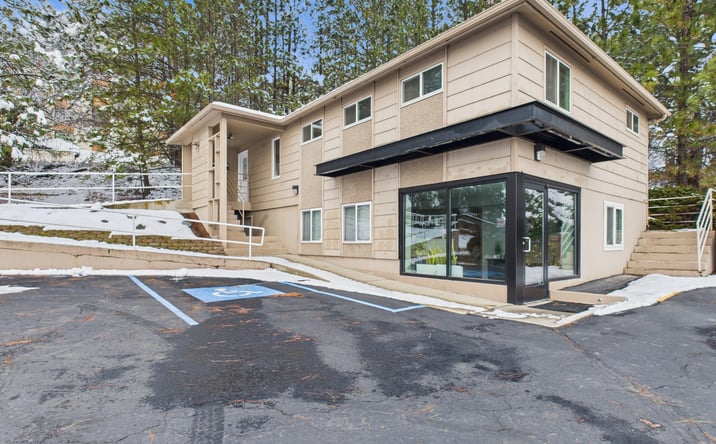 Pictures of Office property located at 6701 N Country Homes Blvd, Spokane, WA 99208 for lease - image #1