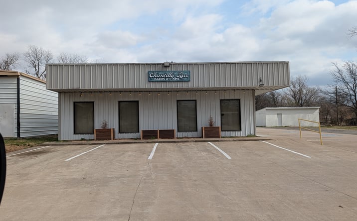Pictures of Office, Retail, Industrial property located at 307 S Adair Street, Pryor, OK 74361 for lease - image #1